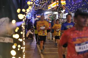 BIB: 4343, 4212
                            <button type="button" onclick="openModal(26220385)" class="btn btn-primary btn-sm float-right btn-popup" data-toggle="modal" data-target=".modal-high-quality">
                        <i class="fas fa-shopping-cart"></i> Add to Cart
                    </button>
                                            <button type="button" onclick="isThisMe(26220385, true)" class="btn btn-success btn-sm float-right btn-popup btn-isme hidden" data-toggle="tooltip" data-placement="bottom" title="นี่คือรูปของคุณใช่ไหม คลิกที่นี่เพื่อเอาเข้าอัลบั้ม">
                        <i class="fas fa-plus"></i> Add to album
                    </button>
                    <button type="button" onclick="isThisMe(26220385, false)" class="btn btn-warning btn-sm float-right btn-popup btn-isnotme hidden">
                        <i class="fas fa-ban"></i> Remove from album
                    </button>